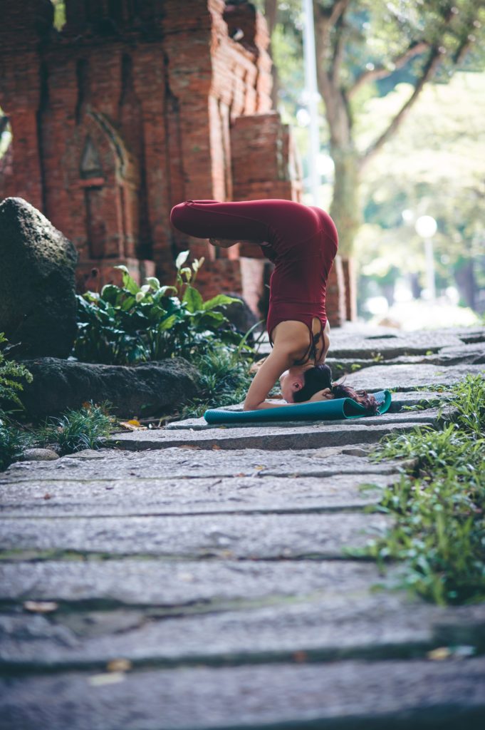 Yoga Asana -Foto di Thao Le Hoang su Unsplash